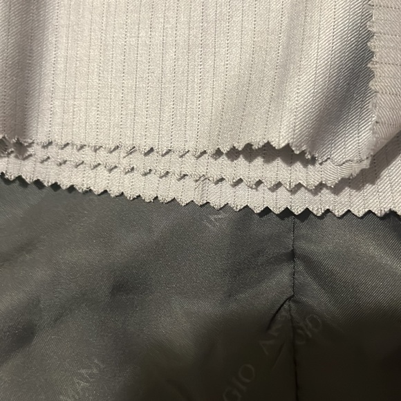 Giorgio Armani jacket size 56 ( grey ) with matching pants ( not genuine ) - Picture 6 of 6